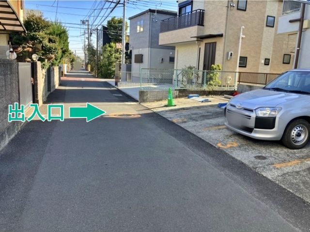 リロの駐車場 内藤2丁目の駐車場写真