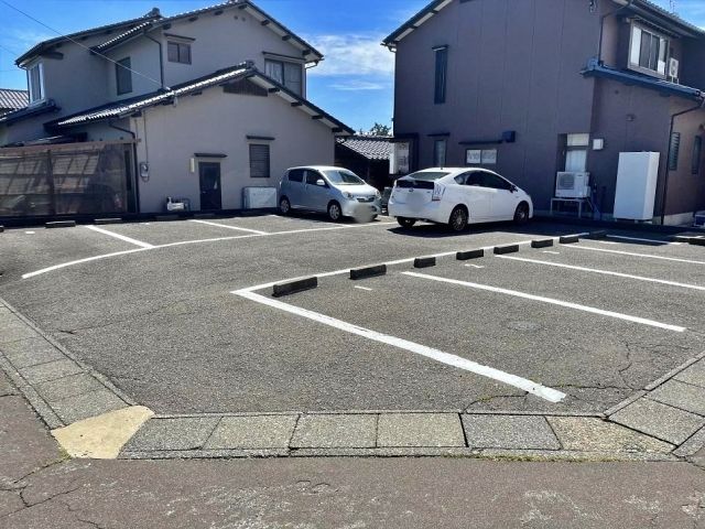 駐車場写真2