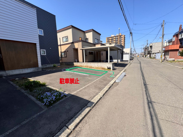 北18条東21 個人宅☆アキッパ駐車場の駐車場写真