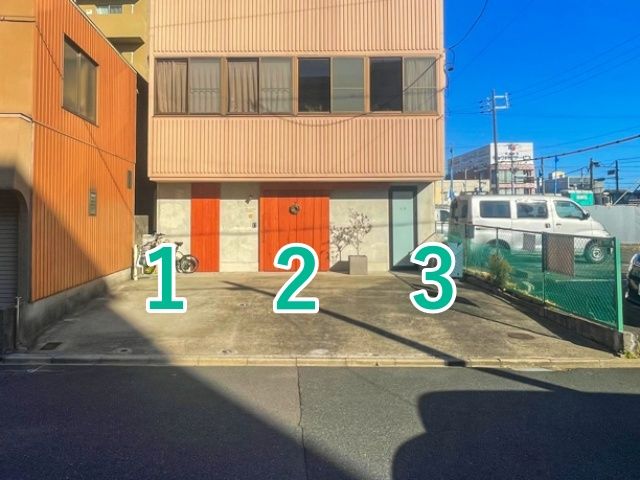 上名古屋4-17-2駐車場【1】の駐車場写真