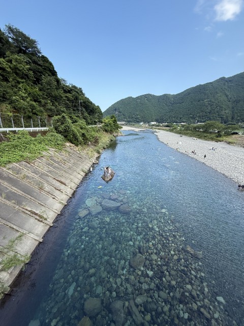 塩谷税理士事務所 駐車場　熊野古道馬越峠登り口すぐ　銚子川へも徒歩8分の駐車場写真