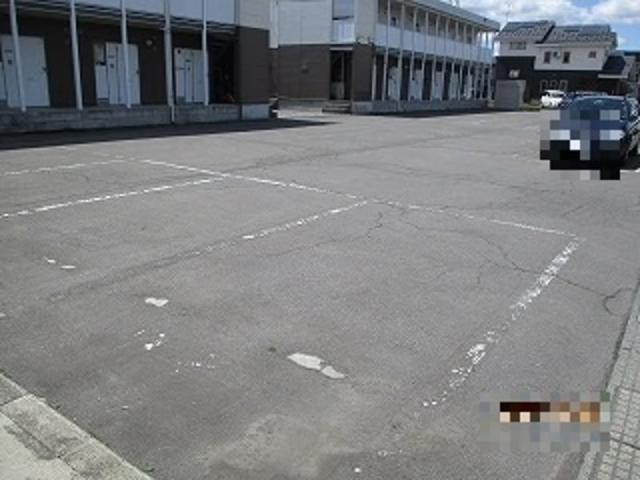 レオパレスシャルマンB駐車場【16599】の駐車場写真
