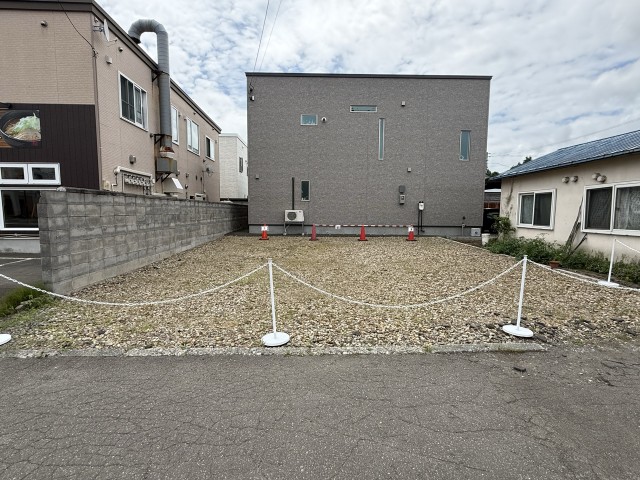 朝日町3丁目14駐車場の駐車場写真