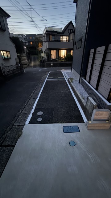 日野2丁目47-23駐車場の駐車場写真