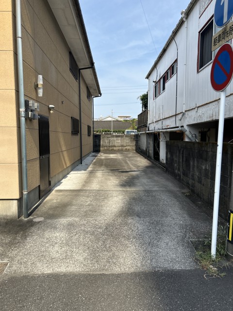 宮崎県延岡市高千穂通の駐車場写真