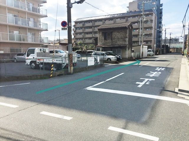 【道順4】直進してください。
