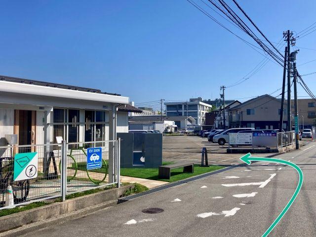 EV07【akippa予約で おそとEV充電（有料）】富山大学西門駐車場 パーク＆チャージ（スペース2）の駐車場写真