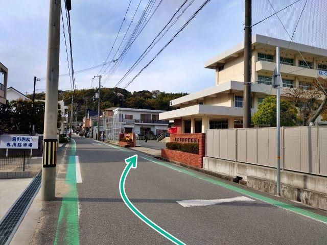 洲浜中学校【淡路島まつり公式駐車場】の駐車場写真