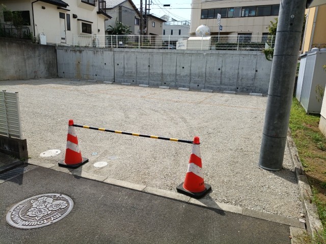 二宮122-4駐車場の駐車場写真