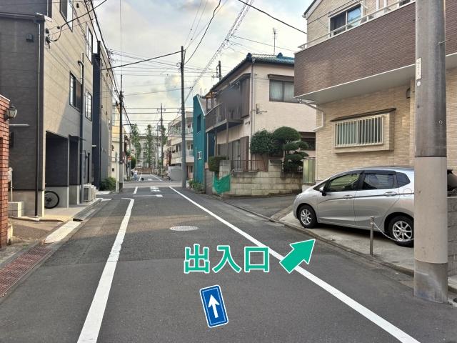 [915fb]下馬4丁目13 個宅アキッパ駐車場の駐車場写真