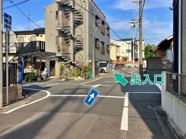 上野2丁目10-17駐車場の駐車場写真