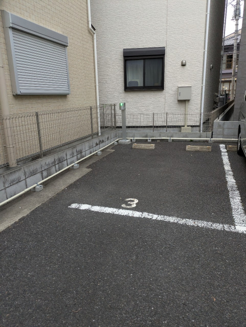 シンセリティ五反野駐車場No.3の駐車場写真