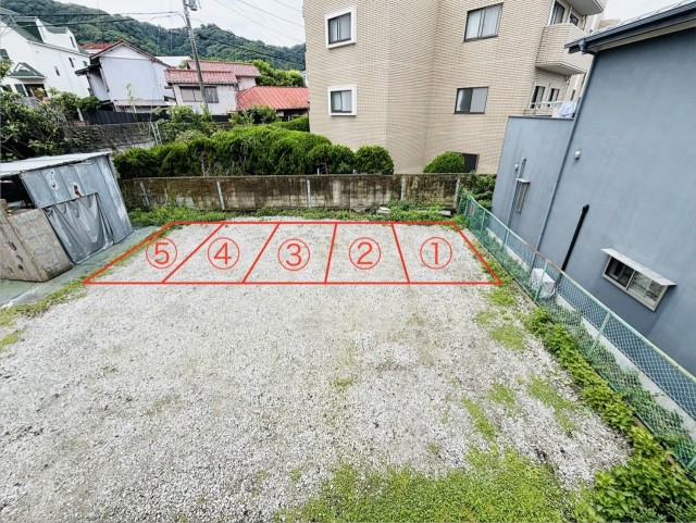 葉山町堀内1243駐車場の駐車場写真