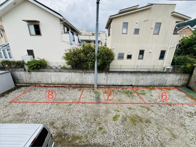 葉山町堀内1243駐車場の駐車場写真