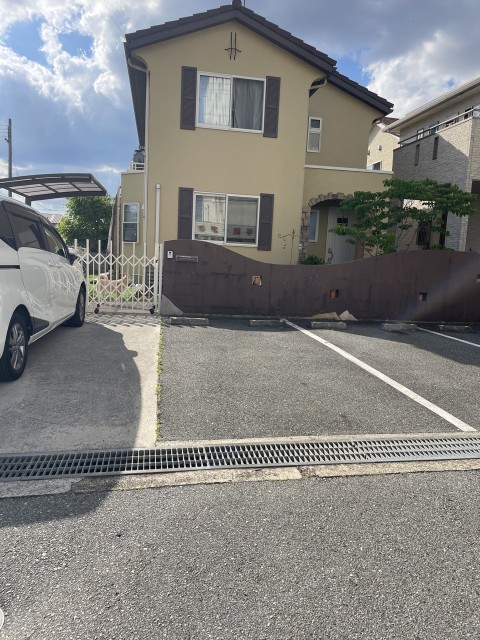 平岡町二俣427-5駐車場の駐車場写真