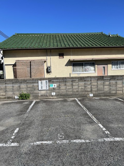 山田東4-54駐車場の駐車場写真