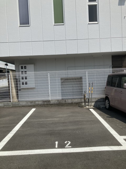 飯田　バイパス沿い駐車場の駐車場写真
