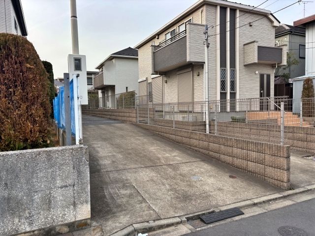 [92a97]尾山台1丁目2 個宅アキッパ駐車場の駐車場写真