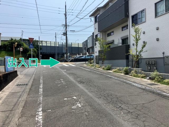 [92bff]栗原35 個宅駐車場の駐車場写真