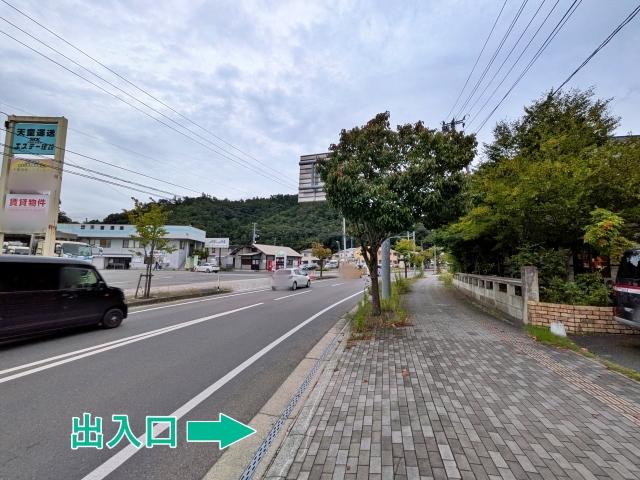 兼子工務店 MAKE WOOD HOME×アキッパ駐車場の駐車場写真