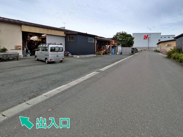 兼子工務店 MAKE WOOD HOME×アキッパ駐車場の駐車場写真