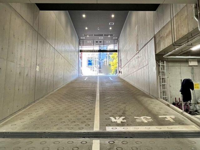 【1日パック】ヤンマー本社ビル駐車場【8:00～21:30】の駐車場写真