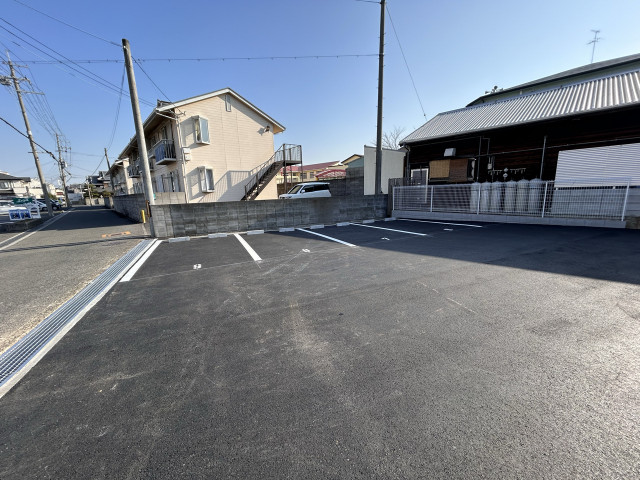 土生町9丁目11-17駐車場の駐車場写真