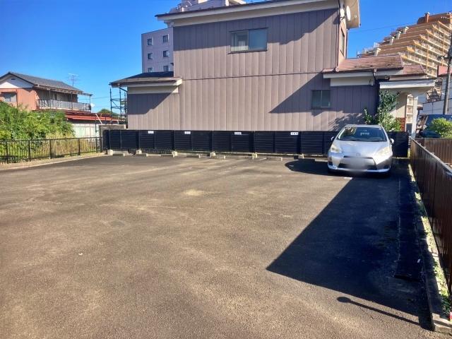 八本松1丁目12-30駐車場の駐車場写真