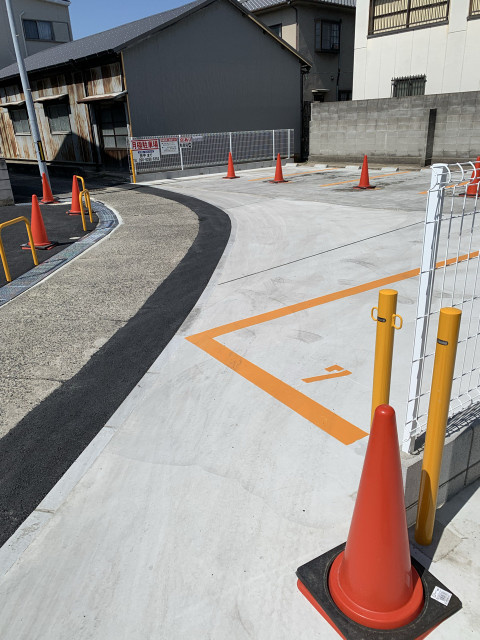 田中　個人の駐車場写真