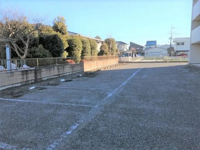 レオパレスファーム駐車場【10816】の駐車場写真