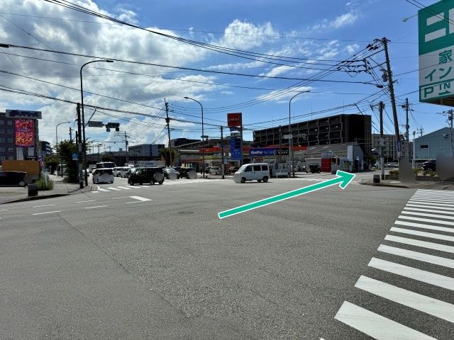 ホテル フロント・イン福岡空港 第2駐車場【2F】（6）の駐車場写真