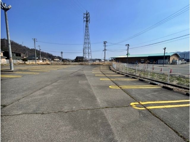 ダイナム長野千曲店 駐車場の駐車場写真