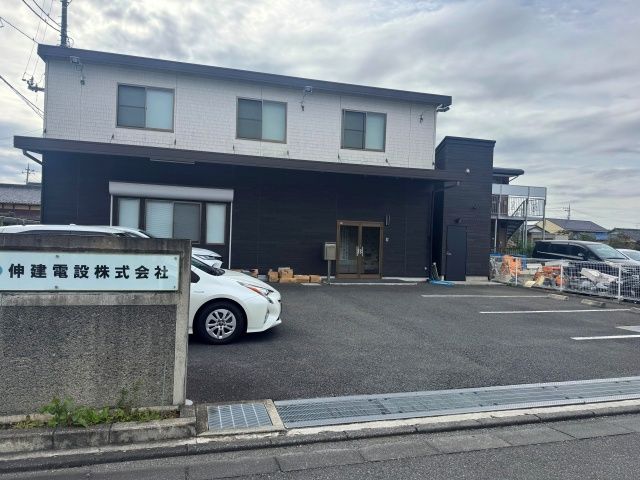 伸建電設株式会社 アキッパ駐車場の駐車場写真