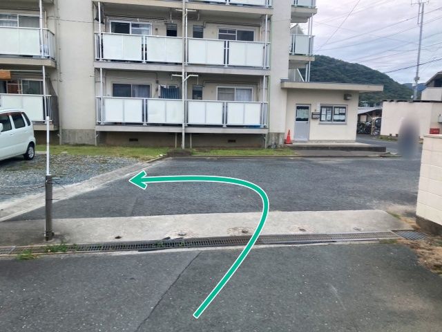 ビレッジハウス大岩【W-133】※1号棟付近の駐車場写真