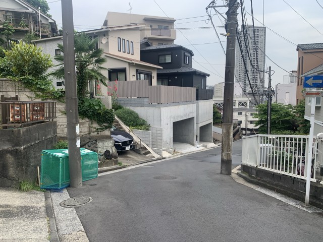 鶴見伊藤の坂_オートバイ専用駐車場の駐車場写真