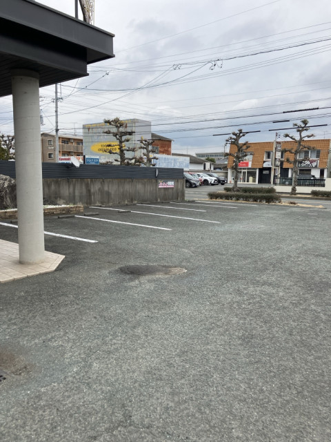 本野ケ原1丁目211駐車場の駐車場写真