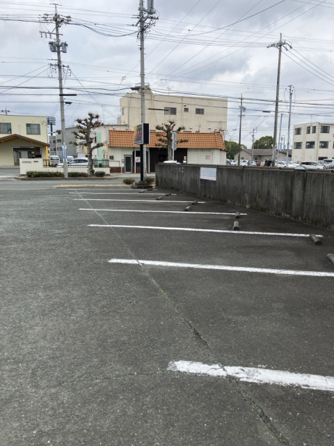 本野ケ原1丁目211駐車場の駐車場写真