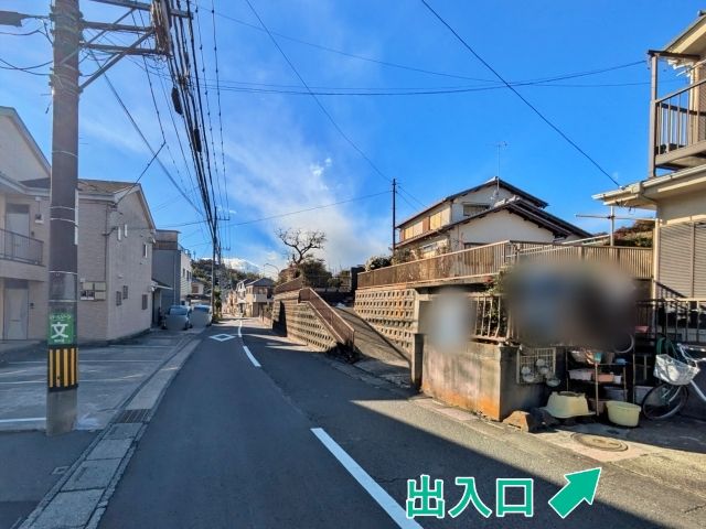 [98c03]東山田町 個宅アキッパ駐車場の駐車場写真