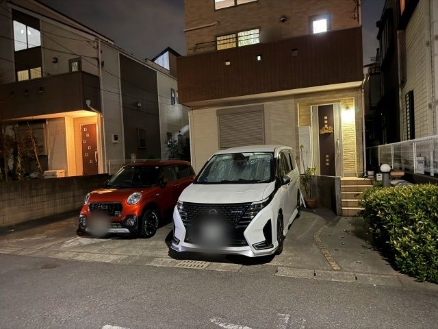 [98e2a]広尾1丁目13☆個宅アキッパ駐車場の駐車場写真