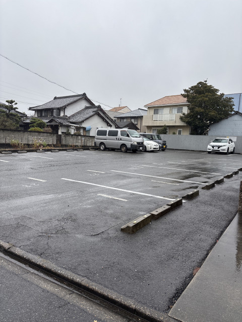 安井4丁目9-17駐車場の駐車場写真