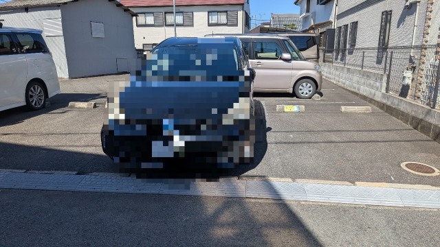 New石田ガレージの駐車場写真
