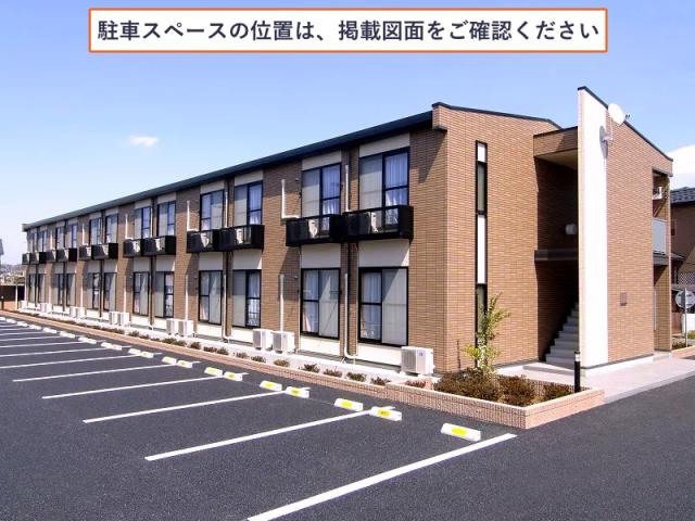 レオパレスキングマウンテンB駐車場【32887】の駐車場写真