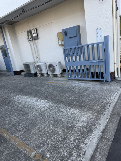 豊玉コーポの駐車場写真