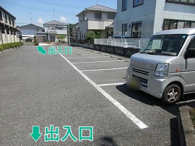 レオパレスファンタジー駐車場【24995】の駐車場写真