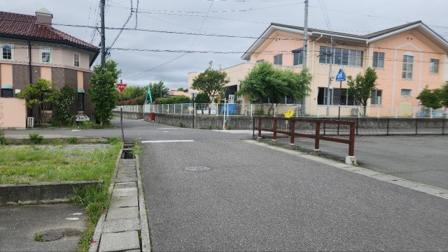 長野県諏訪郡下諏訪町西四王の駐車場写真
