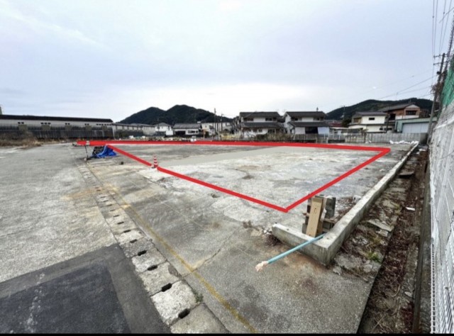 須崎市大間駅近　駐車場Aの駐車場写真