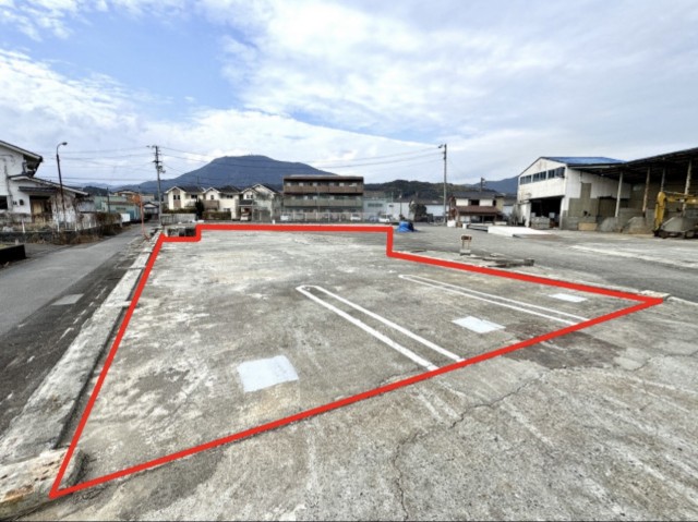 須崎市大間駅近　駐車場Aの駐車場写真