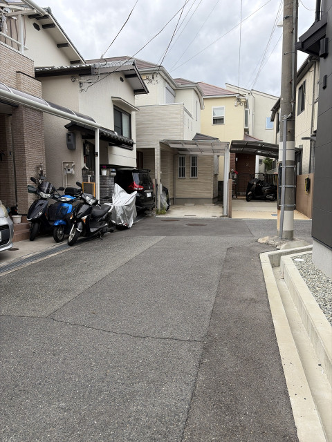 上野東1丁目18-3駐車場の駐車場写真