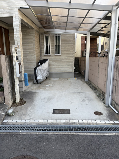 上野東1丁目18-3駐車場の駐車場写真