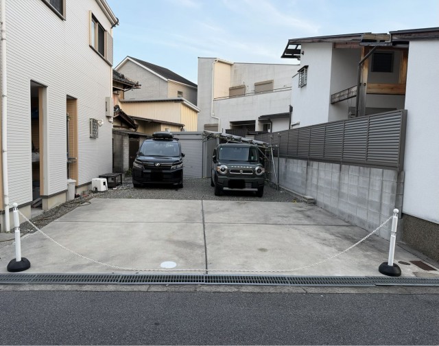 須賀3丁目4-9駐車場の駐車場写真